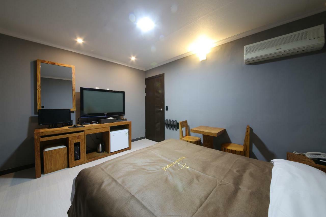 Gung Hotel Jeonju Zewnętrze zdjęcie
