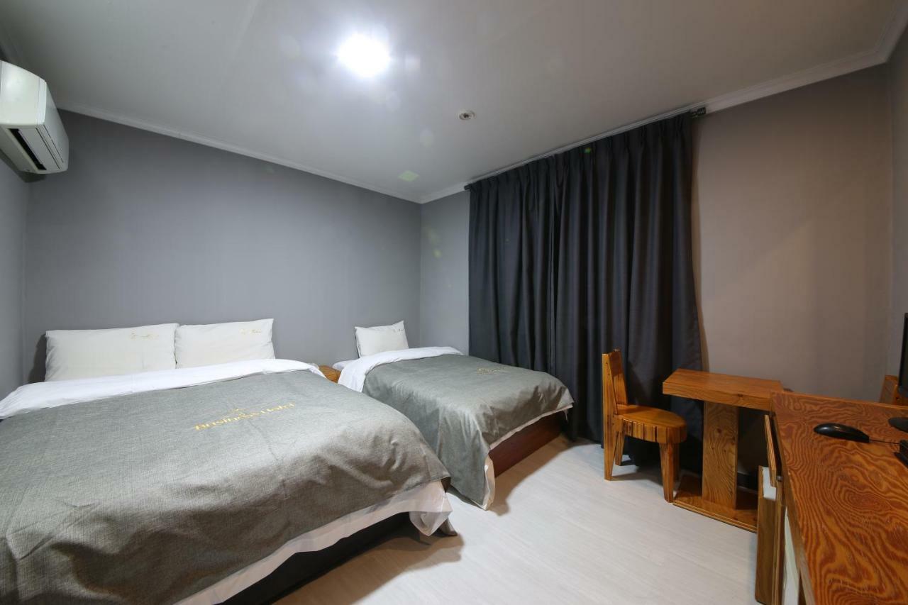 Gung Hotel Jeonju Zewnętrze zdjęcie